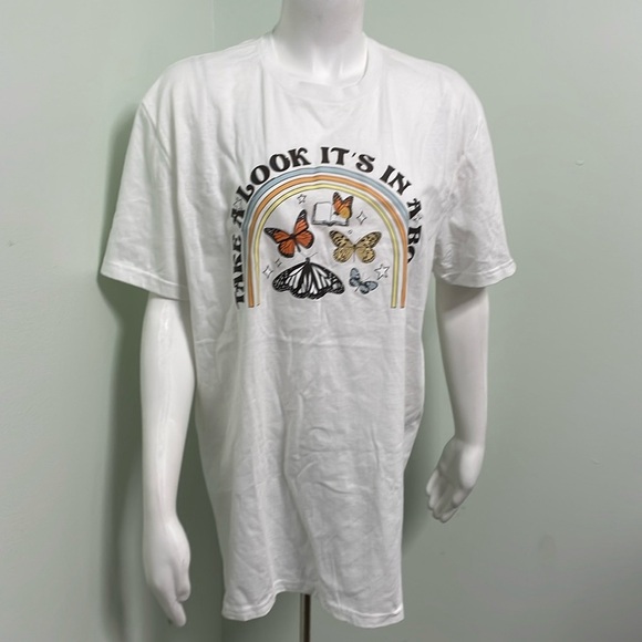 "TAKE A LOOK IT'S IN A BOOK" reading rainbow butterfly tee shirt size large FLAW - Picture 2 of 7